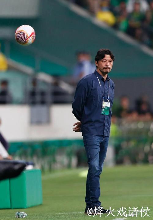 亚泰官宣谢晖下课 压着打代言人难逃二年级魔咒 亚泰官宣谢晖下课 压着打代言人难逃二年级魔咒