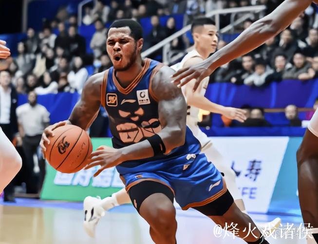 萨姆纳43分四川终结山西4连胜 原帅25+5 萨姆纳43分四川终结山西4连胜 原帅25+5